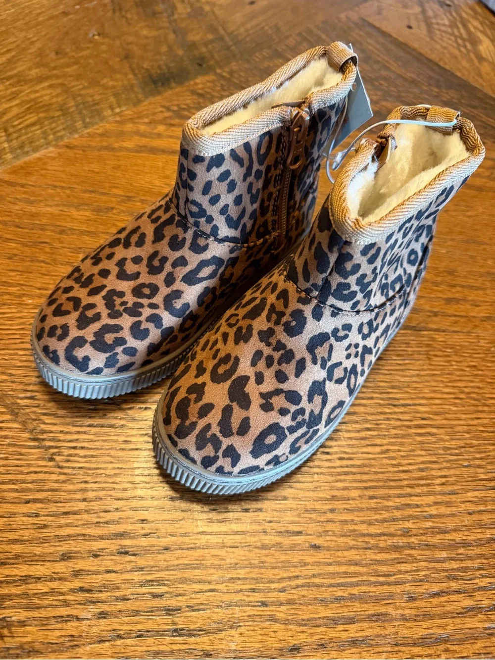 Cat & Jack Leopard-Print Kids Zip Boots - Tan & Black Sz 10